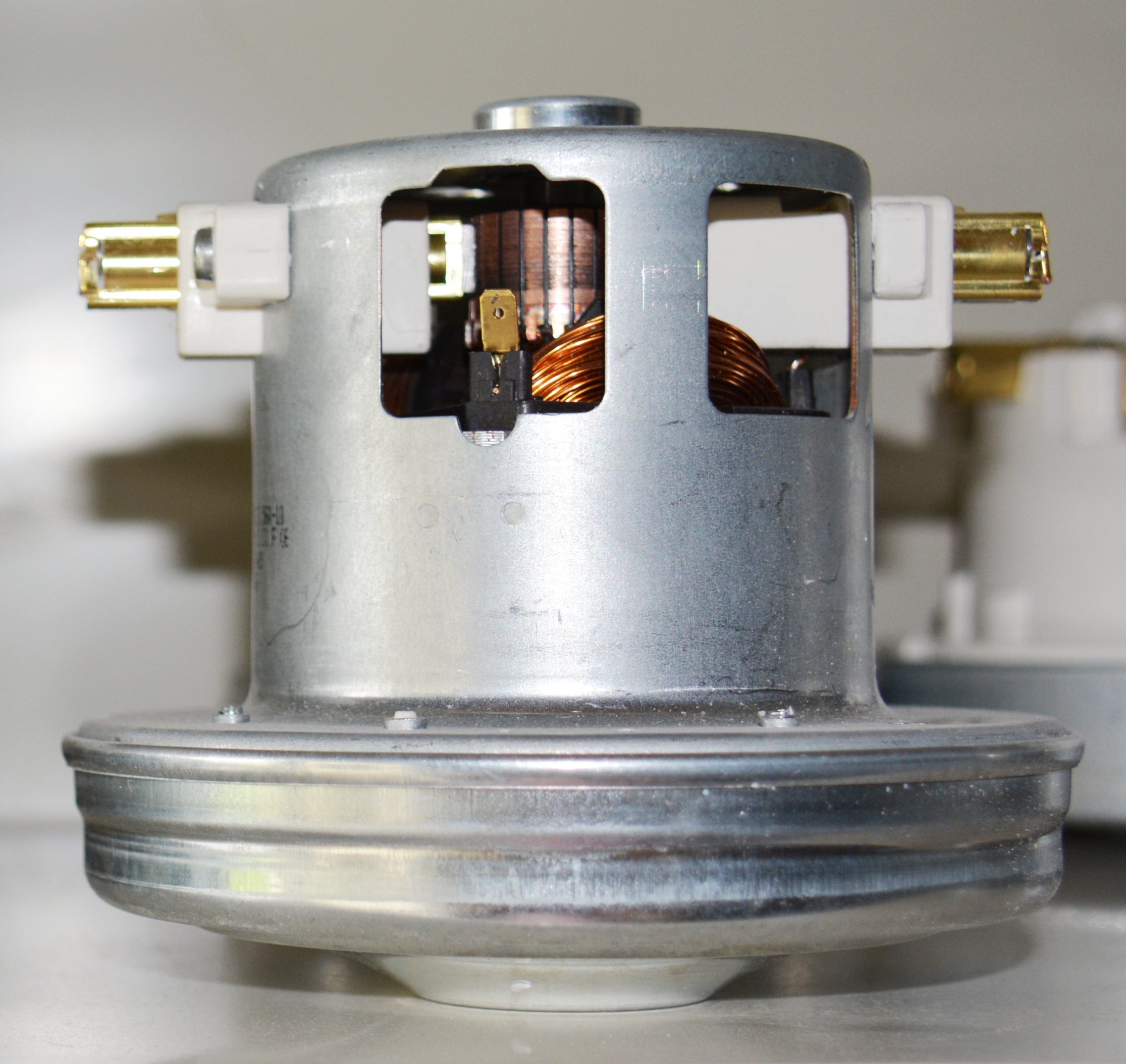 Motor 1480W mit 1 Turbine für verschiedenste Zentralstaubsauger